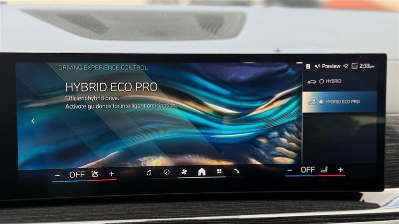 Used 2025 BMW X5 xDrive50e w/ M Sport Package image 60