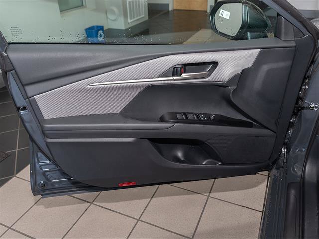 New 2026 Toyota Camry SE FWD image 9