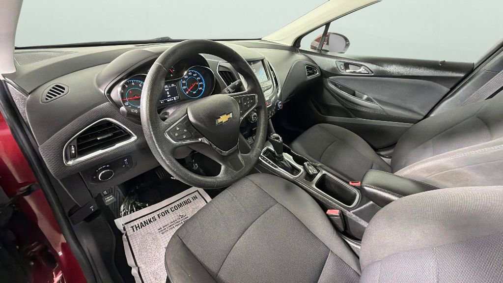 Used 2017 Chevrolet Cruze LT w/ Convenience Package FWD image 18