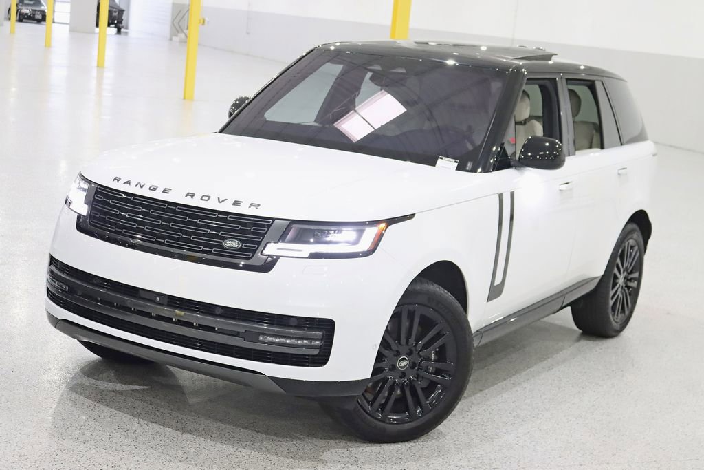 Used 2023 Land Rover Range Rover SE image 6