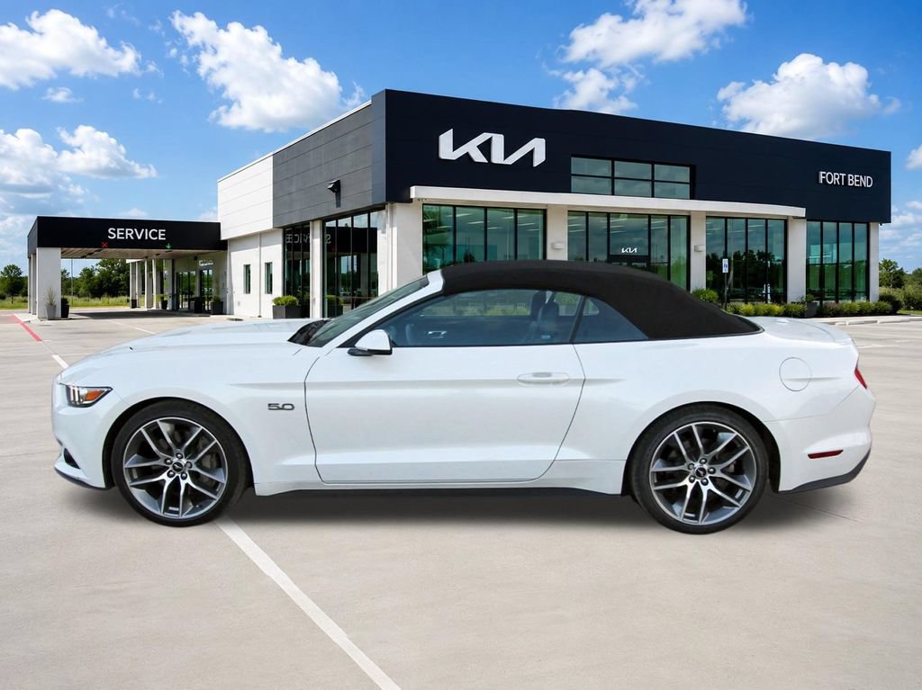 Used 2017 Ford Mustang GT Premium w/ Equipment Group 401A RWD image 8