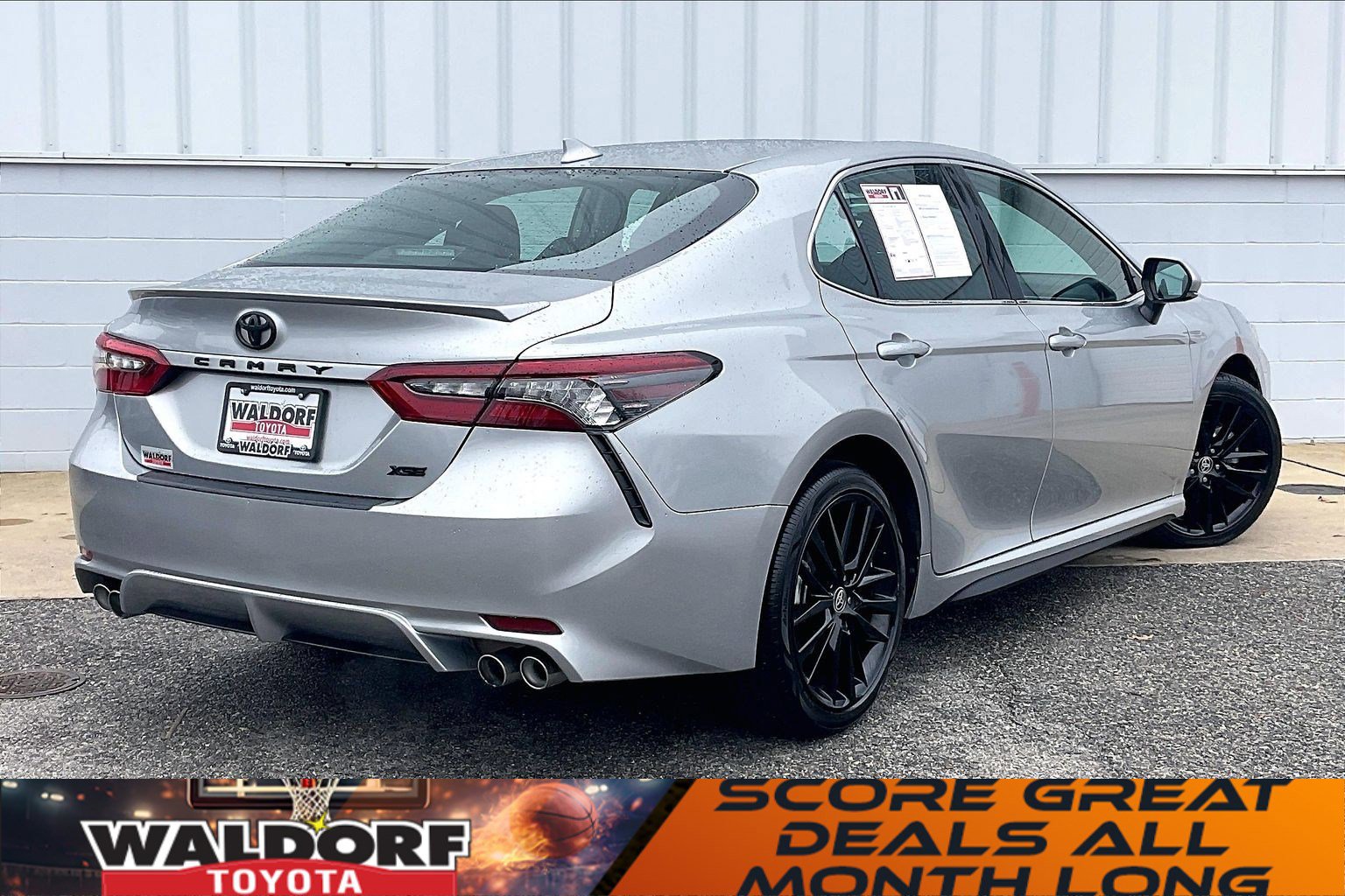 Used 2021 Toyota Camry XSE image 17