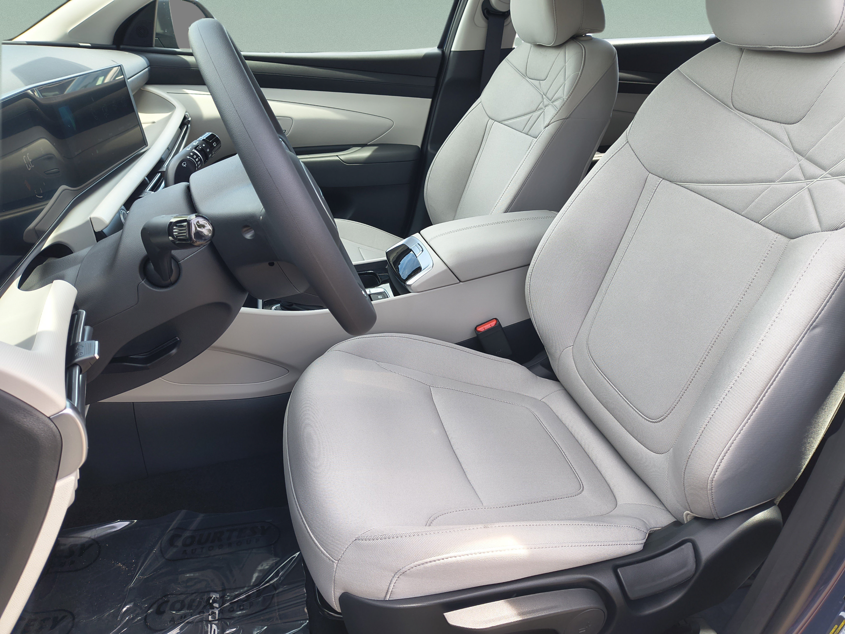 New 2026 Hyundai Tucson SE FWD image 18