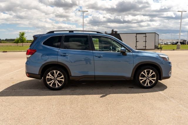 Used 2019 Subaru Forester Limited w/ Popular Package #3 AWD/4WD image 8