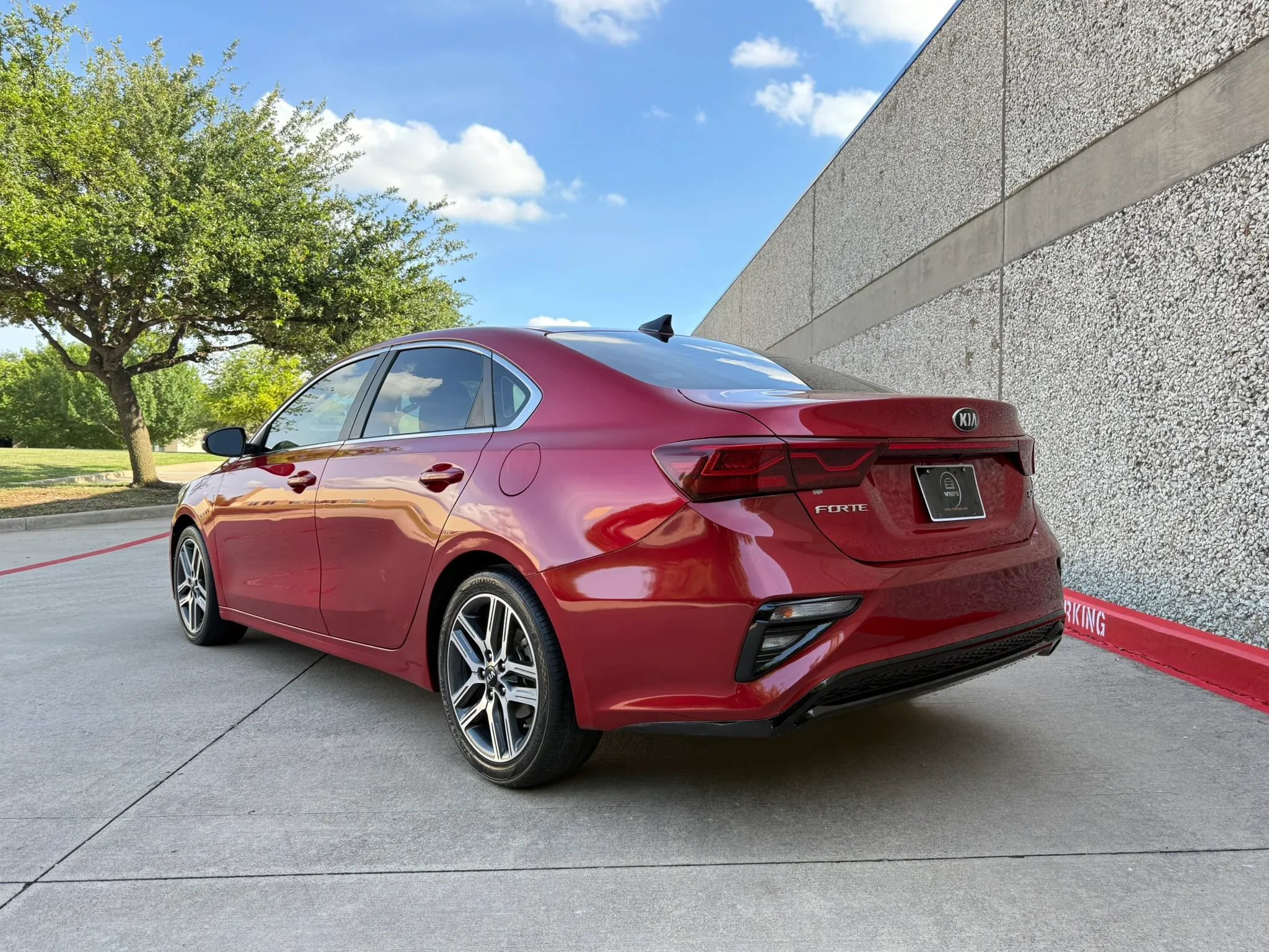 Used 2020 Kia Forte EX FWD image 4