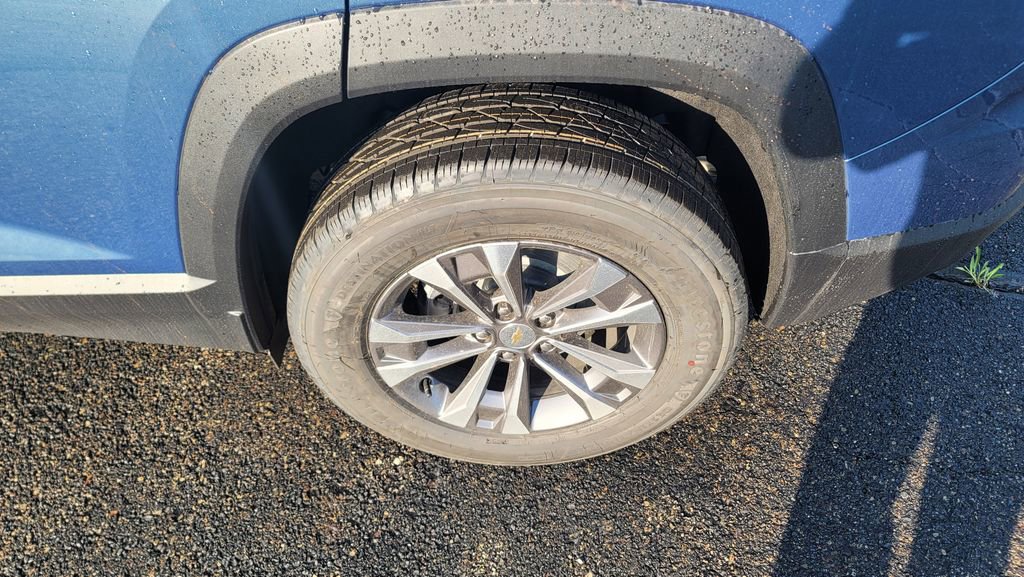 New 2026 Chevrolet Equinox LT image 8