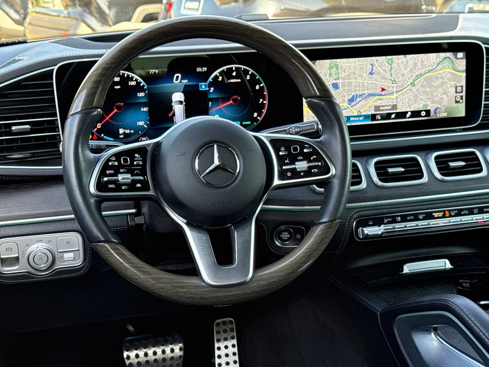 Used 2023 Mercedes-Benz GLS 580 4MATIC image 40
