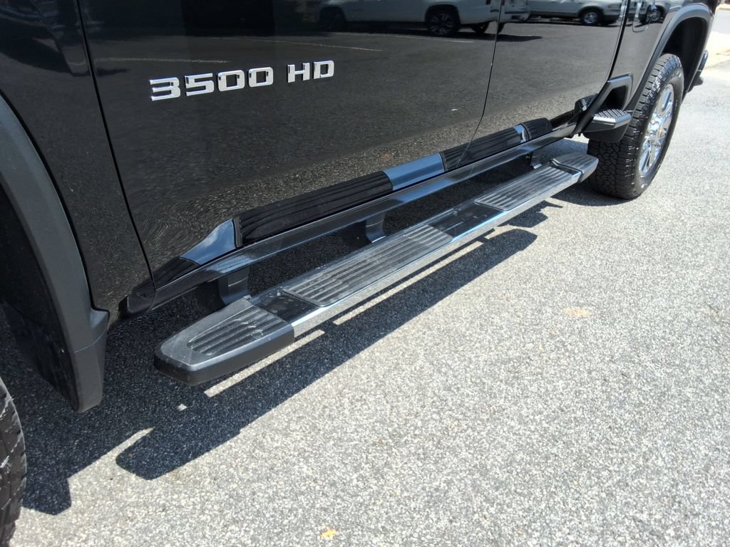 Certified 2022 Chevrolet Silverado 3500 High Country AWD/4WD image 12