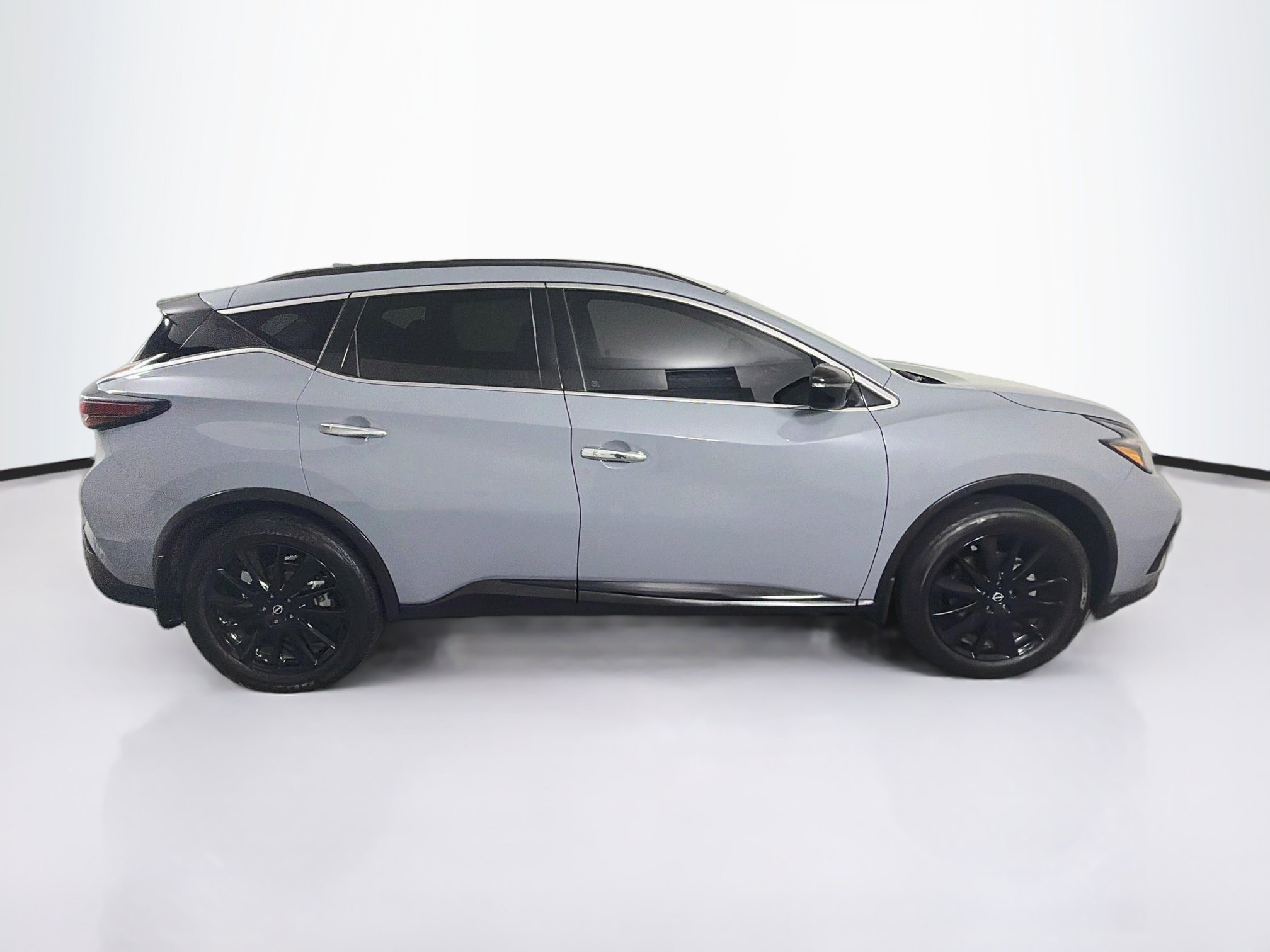 Used 2023 Nissan Murano SV w/ SV Midnight Edition Package FWD image 10