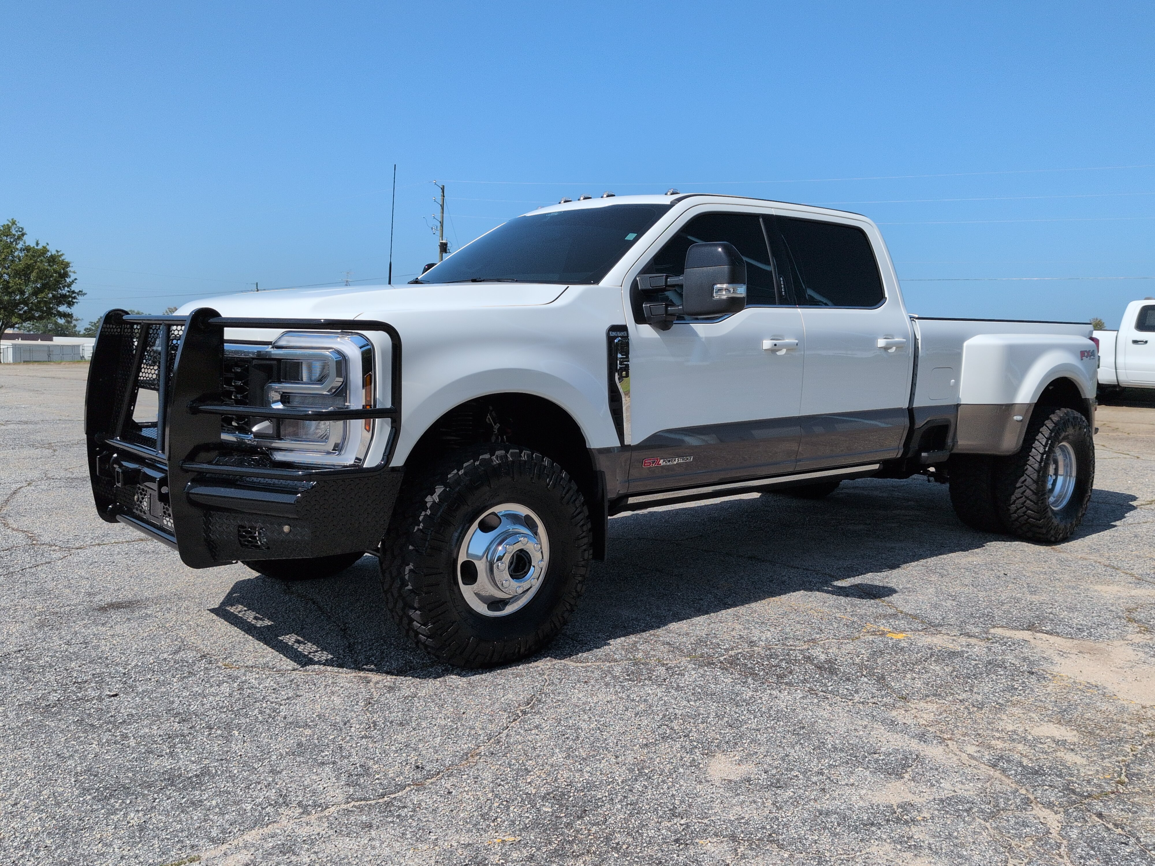 Used 2026 Ford F350 King Ranch AWD/4WD image 6
