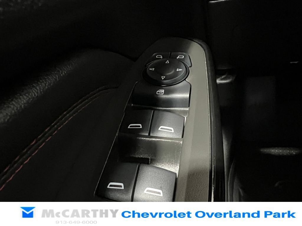 Used 2025 Chevrolet Trax RS w/ Driver Confidence Package FWD image 16