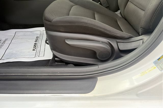 Used 2019 Hyundai Elantra SE w/ Cargo Package FWD image 19