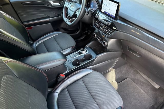 Used 2023 Ford Escape ST-Line image 20