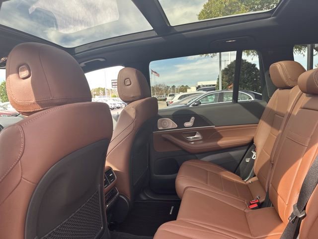 Used 2025 Mercedes-Benz GLS 450 4MATIC image 21