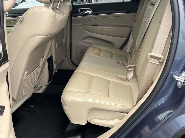 Used 2021 Jeep Grand Cherokee Limited image 16