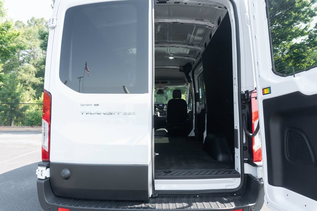 Used 2024 Ford Transit 250 148 Medium Roof w/ Load Area Protection Package RWD image 14