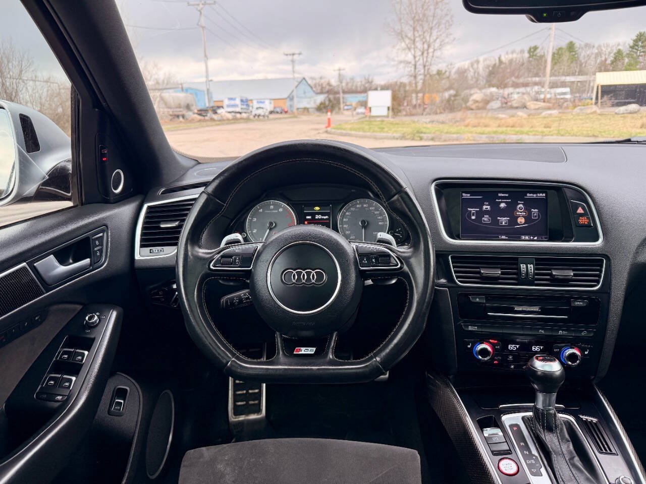 Used 2015 Audi SQ5 Premium Plus w/ Technology Package AWD/4WD image 10