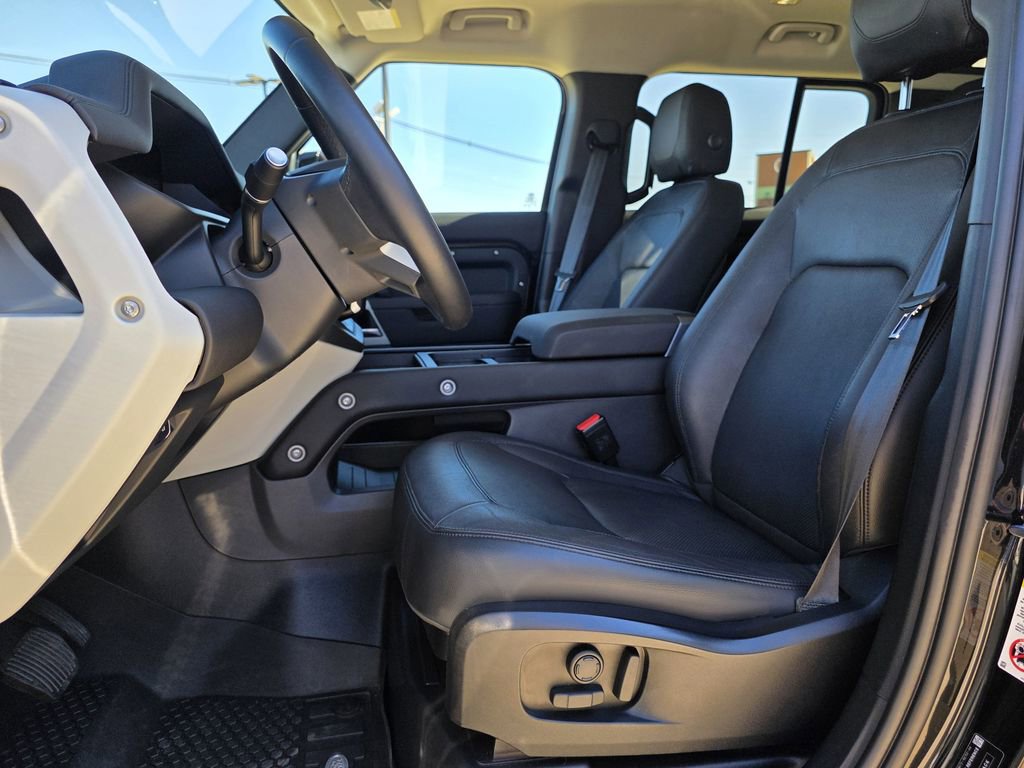 Used 2024 Land Rover Defender 110 S image 11