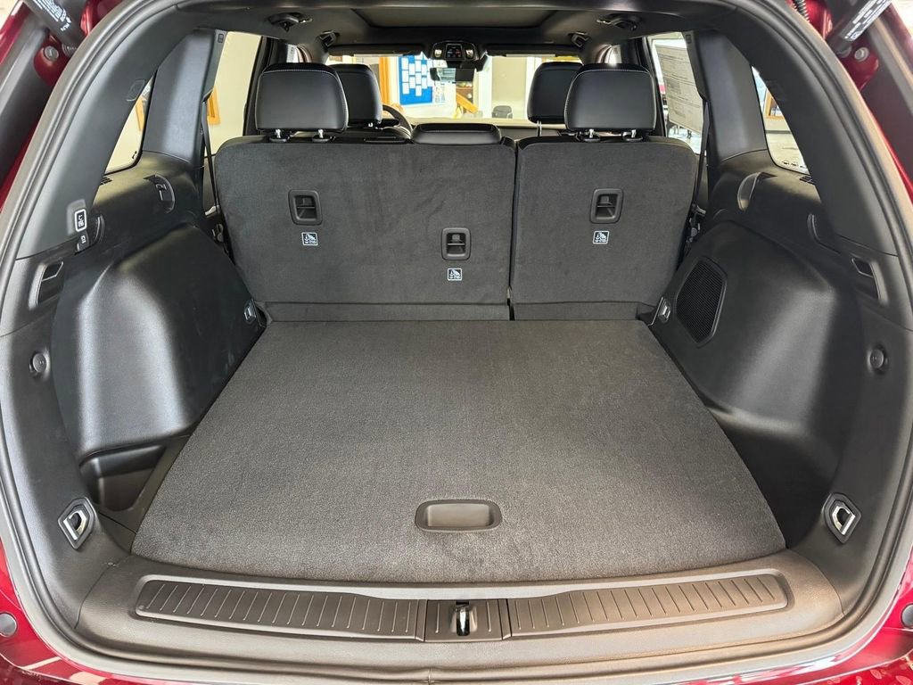 New 2026 Jeep Grand Cherokee Limited w/ Luxury Tech Group II image 6