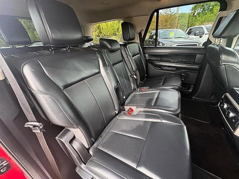 Used 2022 Ford Expedition XLT AWD/4WD image 46