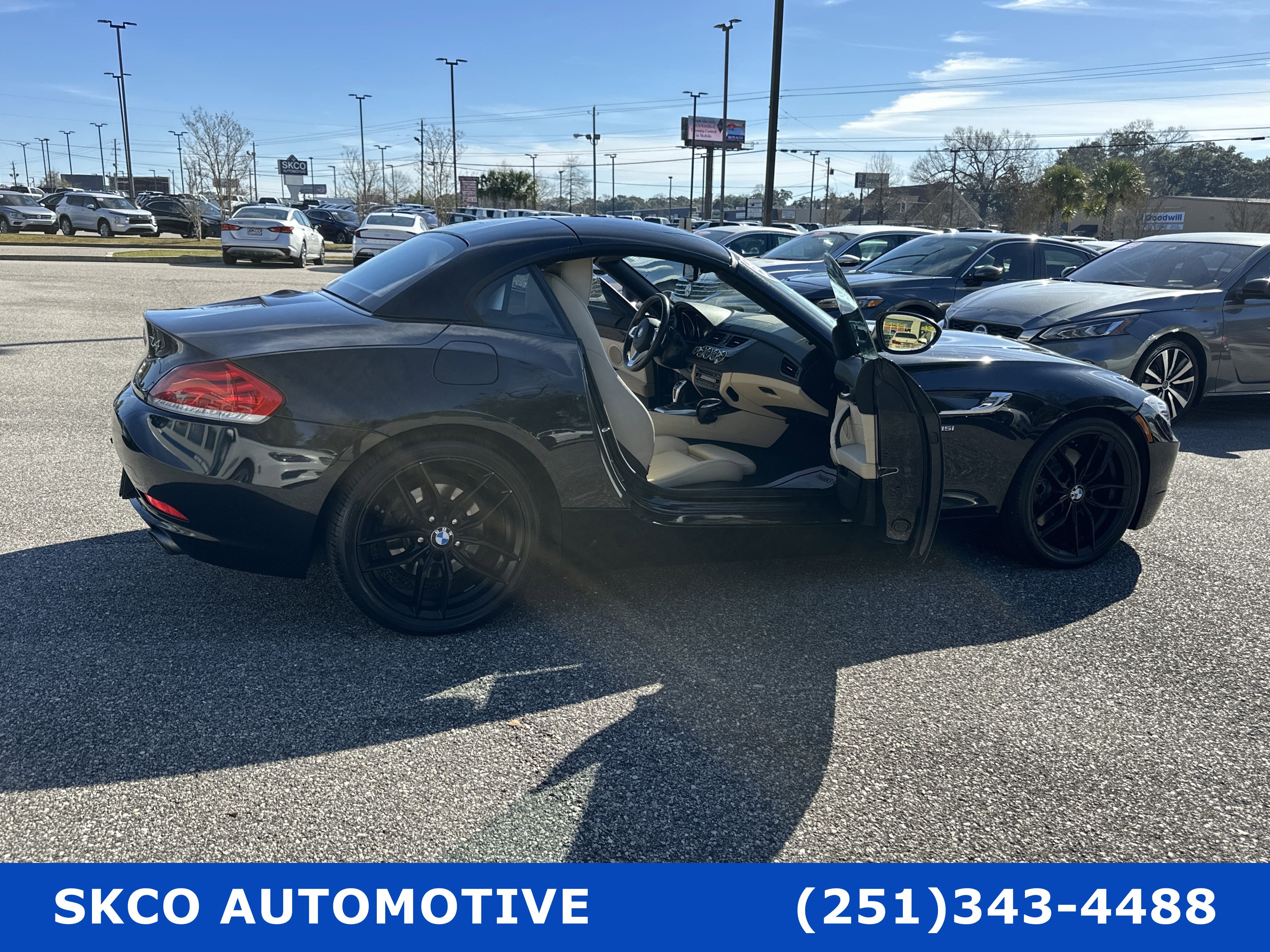 Used 2010 BMW Z4 sDrive35i image 33