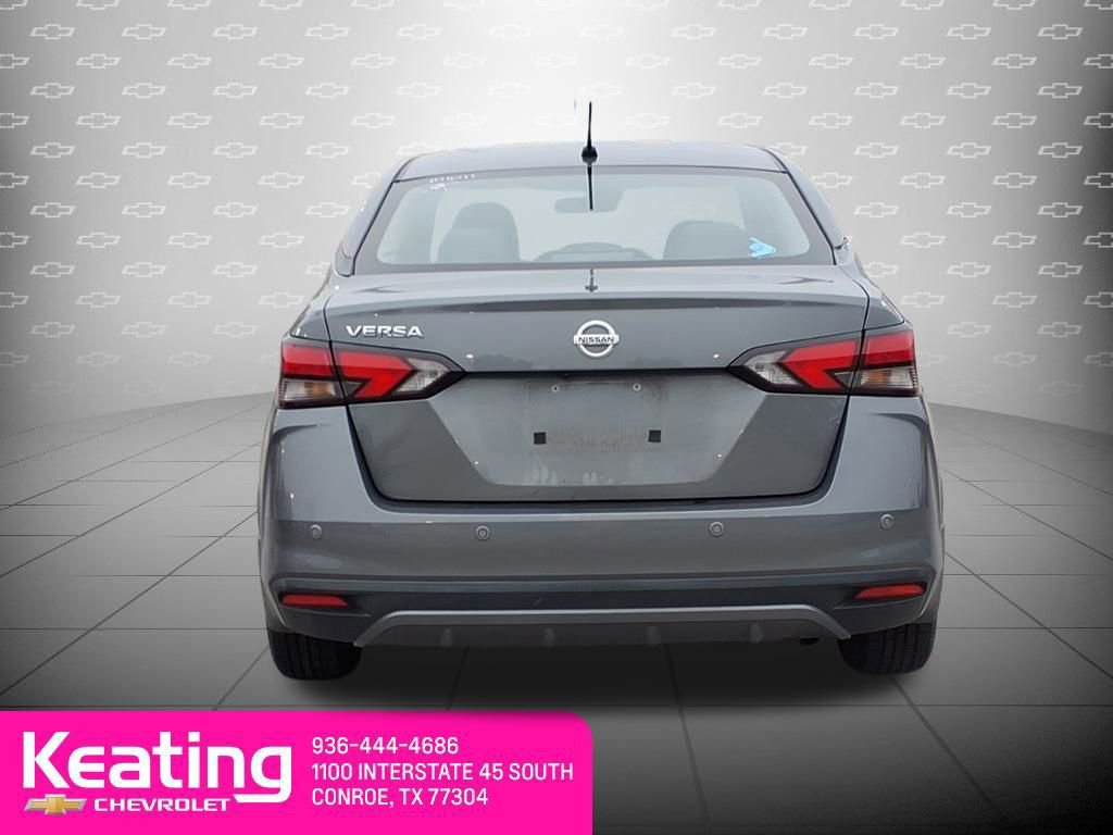 Used 2022 Nissan Versa S FWD image 7