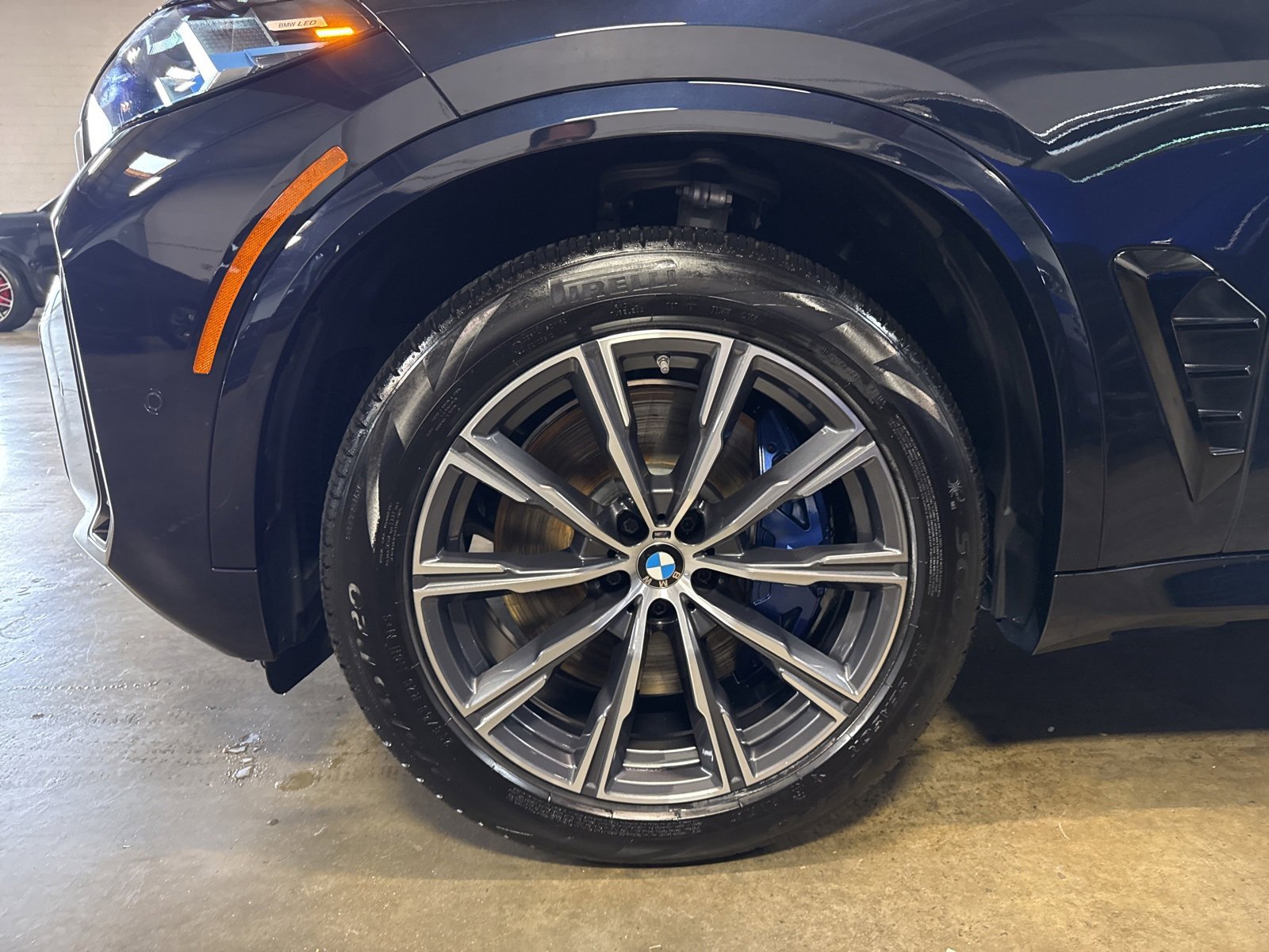 Used 2025 BMW X5 M60i image 13