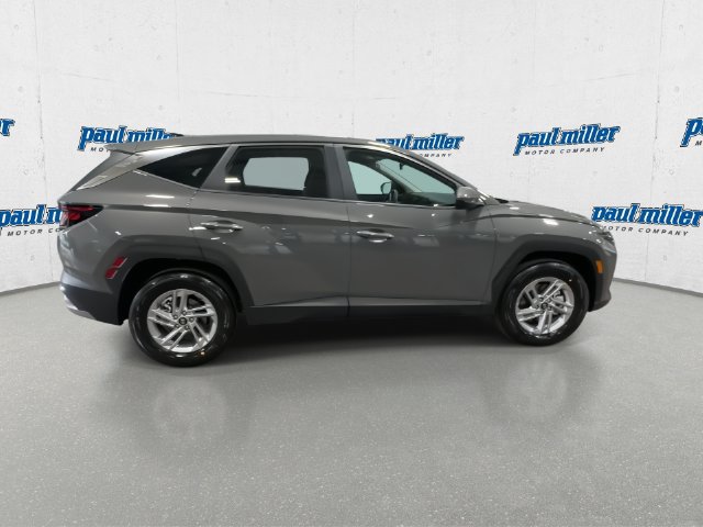 Used 2026 Hyundai Tucson SE FWD image 12
