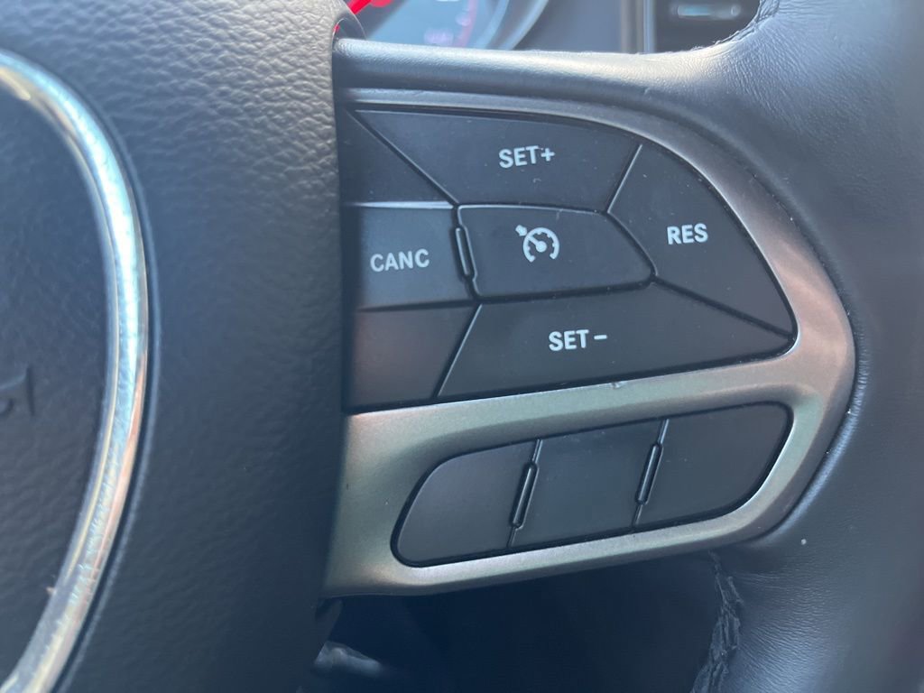 Used 2020 Dodge Charger SXT w/ Leather Interior Group image 37