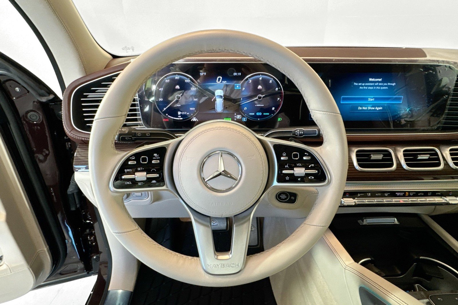 Used 2023 Mercedes-Benz Maybach GLS 600 4MATIC image 11