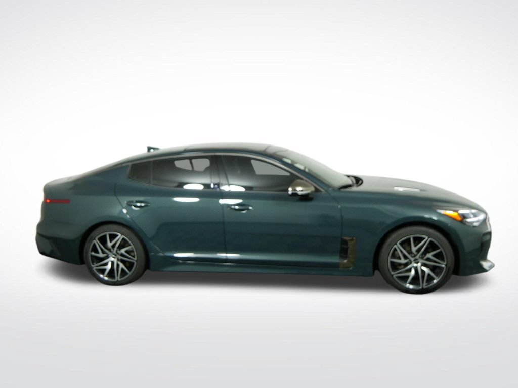 Used 2022 Kia Stinger GT-Line w/ Sun & Sound Package AWD/4WD video 2