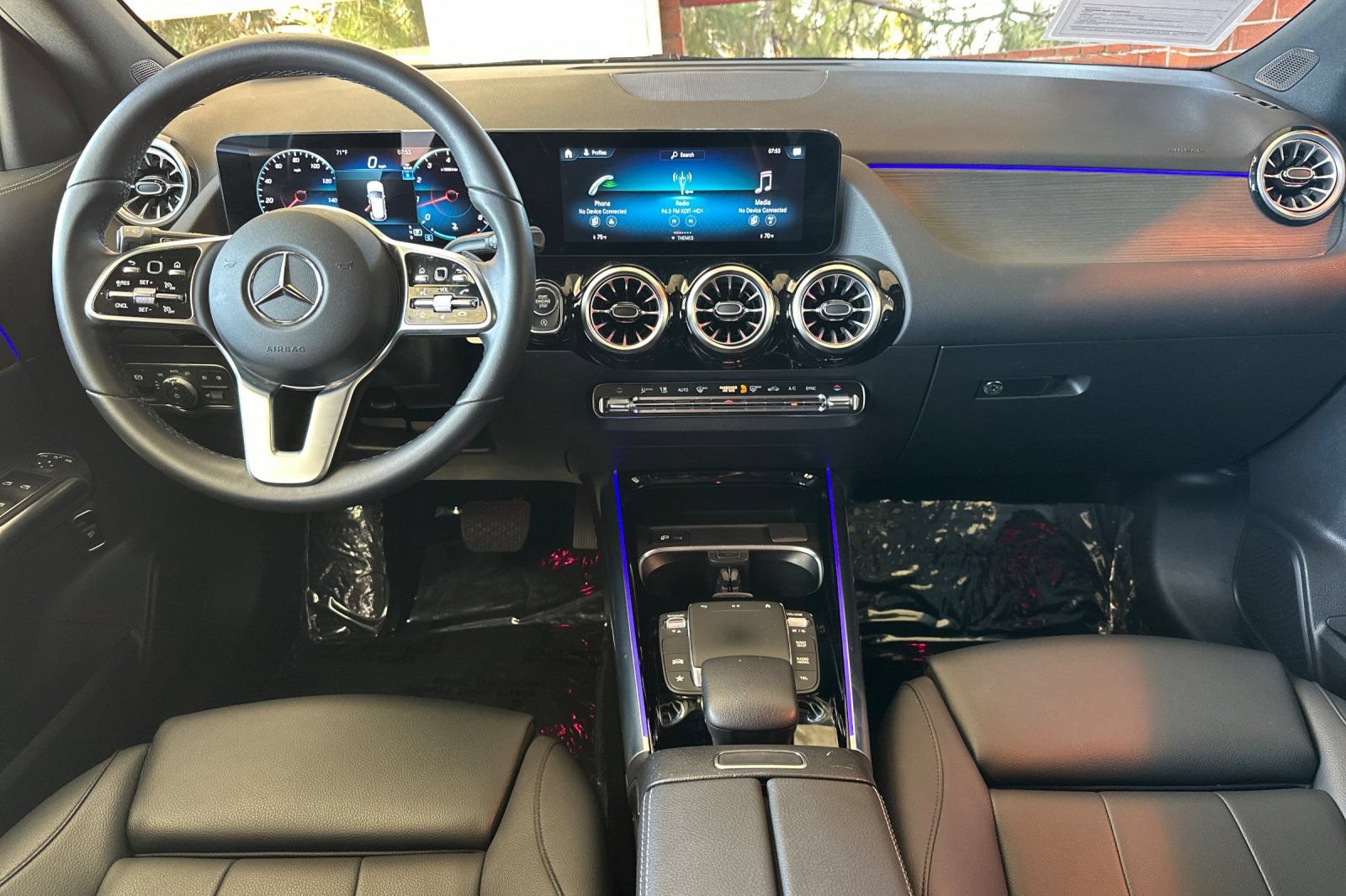 Used 2023 Mercedes-Benz GLA 250 4MATIC image 16