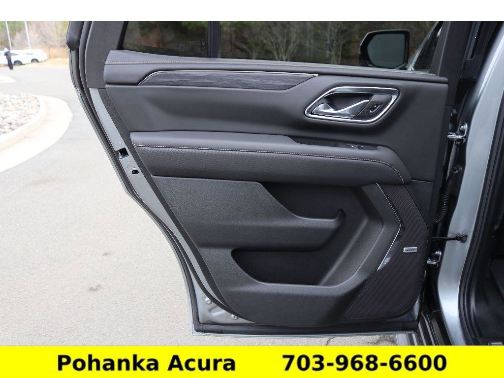 Used 2024 GMC Yukon SLT w/ SLT Premium Package image 22