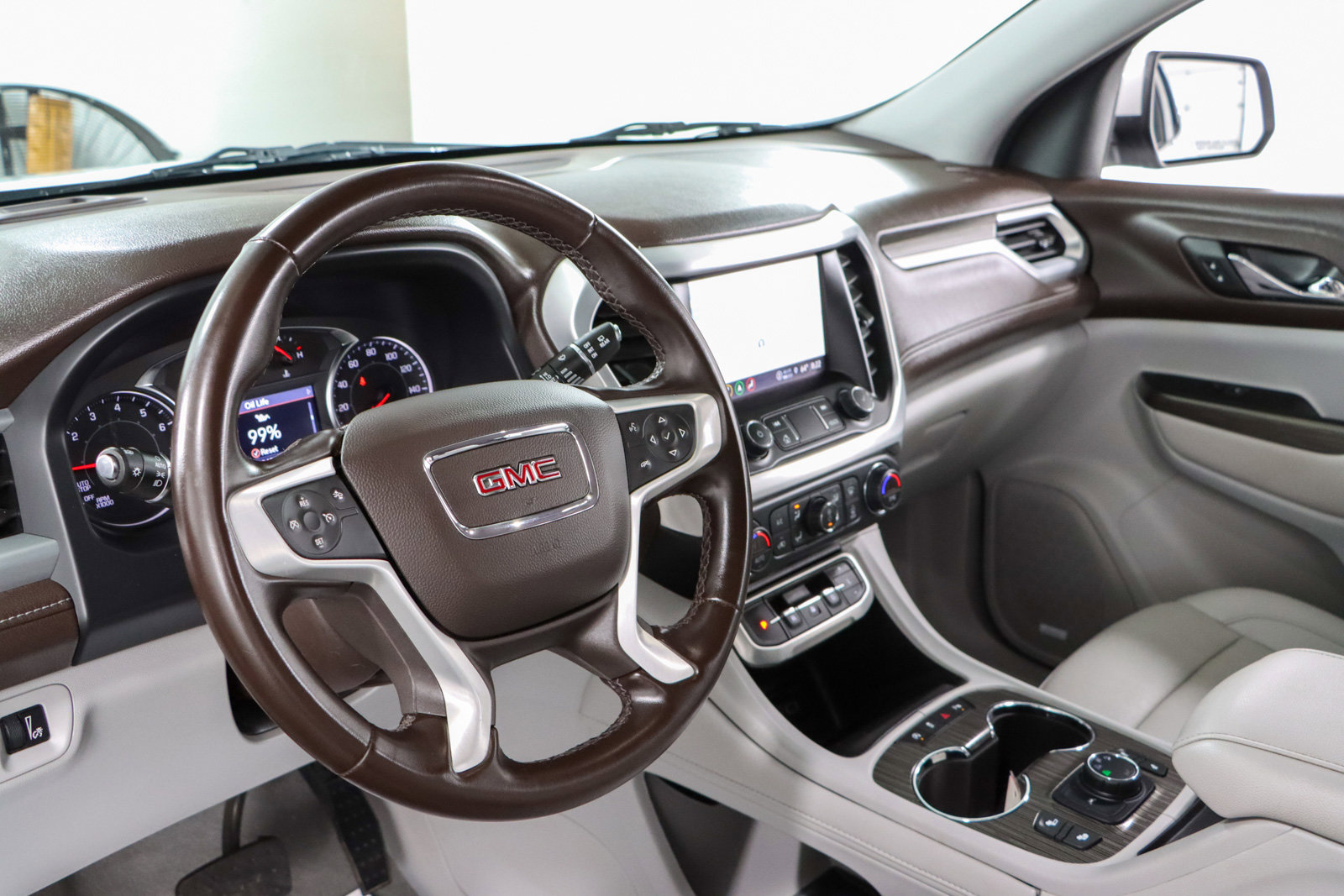 Used 2023 GMC Acadia SLT AWD/4WD image 23