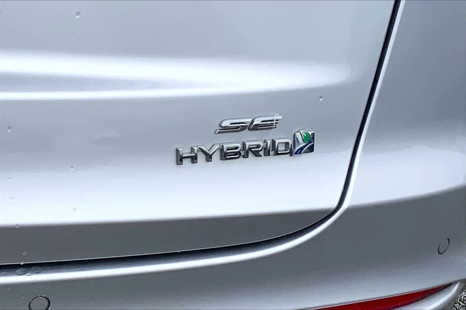 Used 2019 Ford Fusion SE image 10