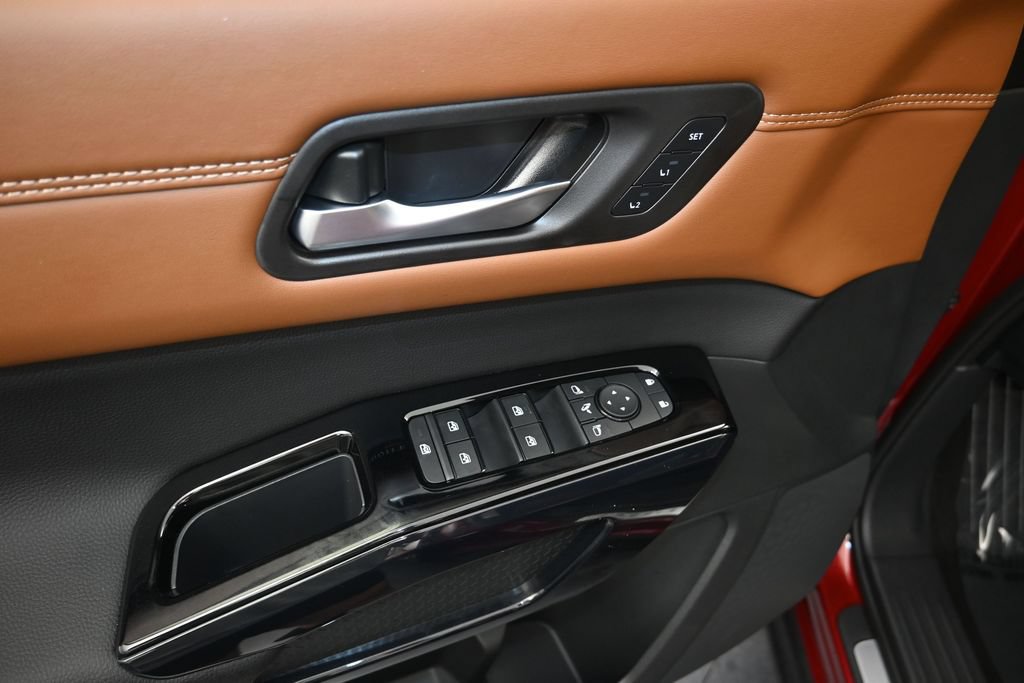 New 2026 Nissan Pathfinder Platinum AWD/4WD image 11
