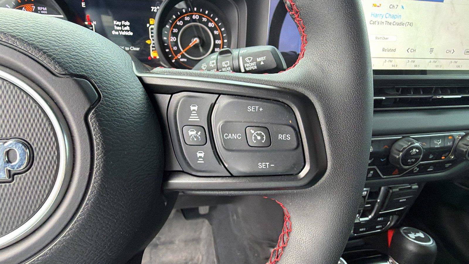 Used 2024 Jeep Wrangler Unlimited Rubicon w/ XTREMEE 35" Tire Package AWD/4WD image 28