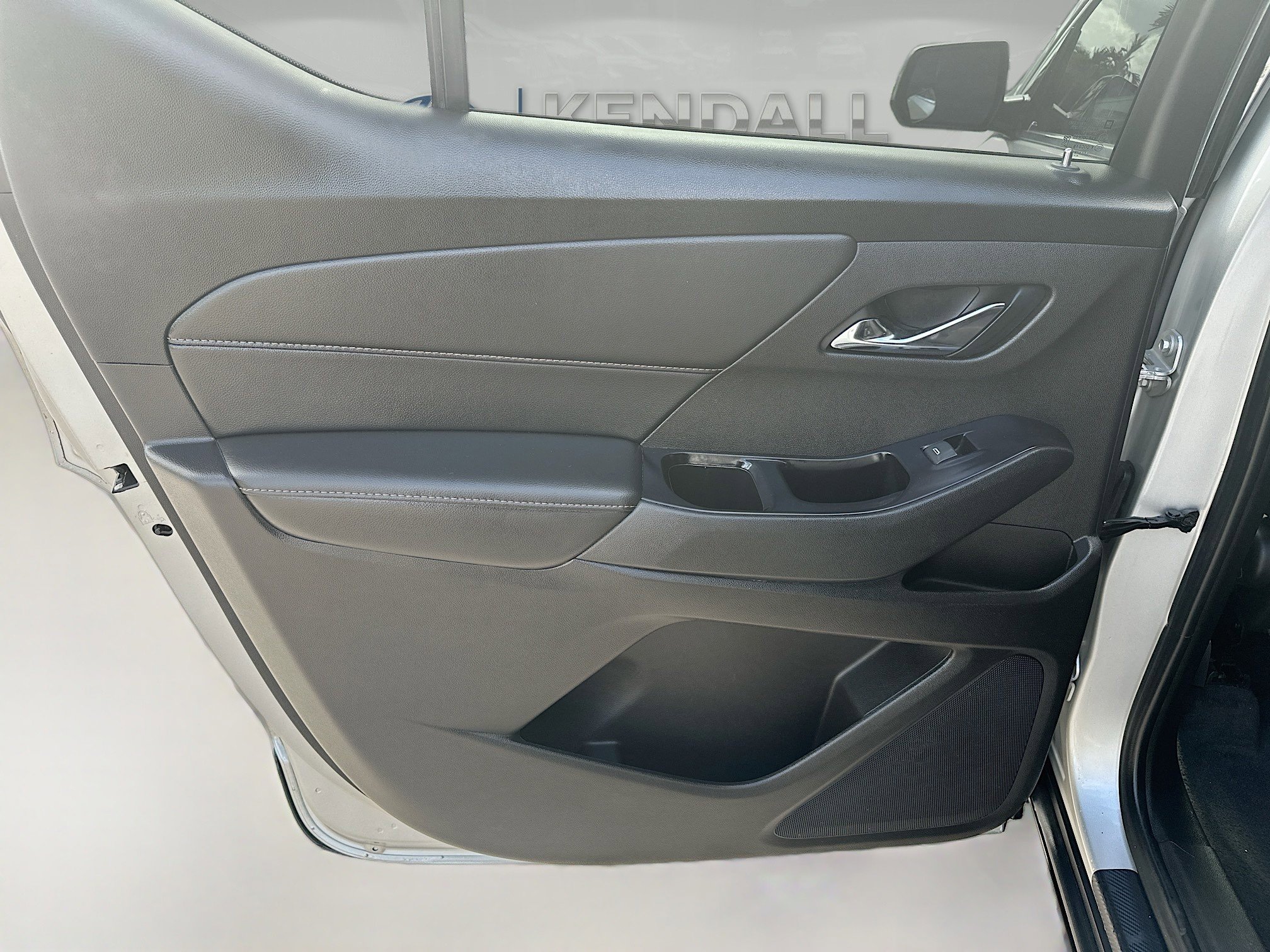 Used 2019 Chevrolet Traverse LS FWD image 23