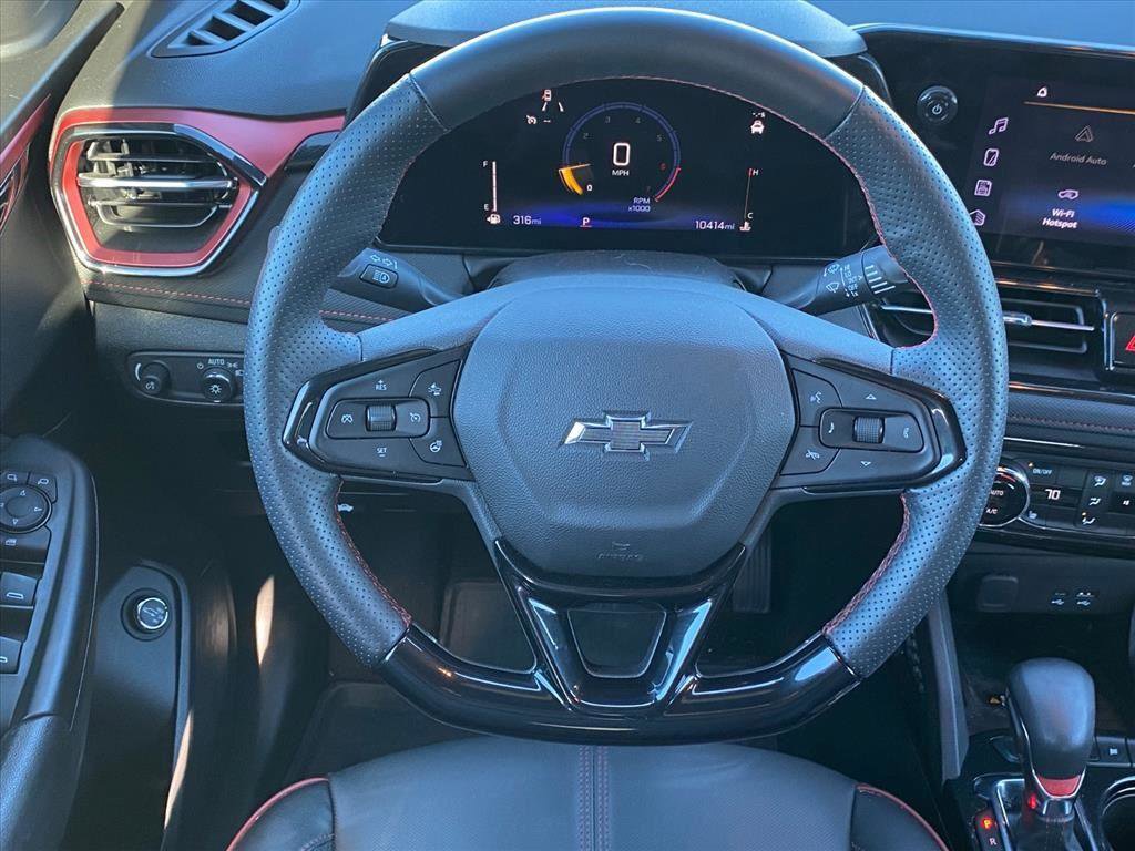 Used 2025 Chevrolet TrailBlazer RS w/ Convenience Package image 10