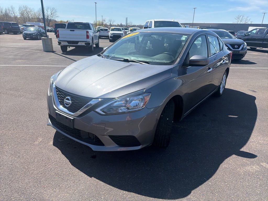 Used 2019 Nissan Sentra SV FWD image 3