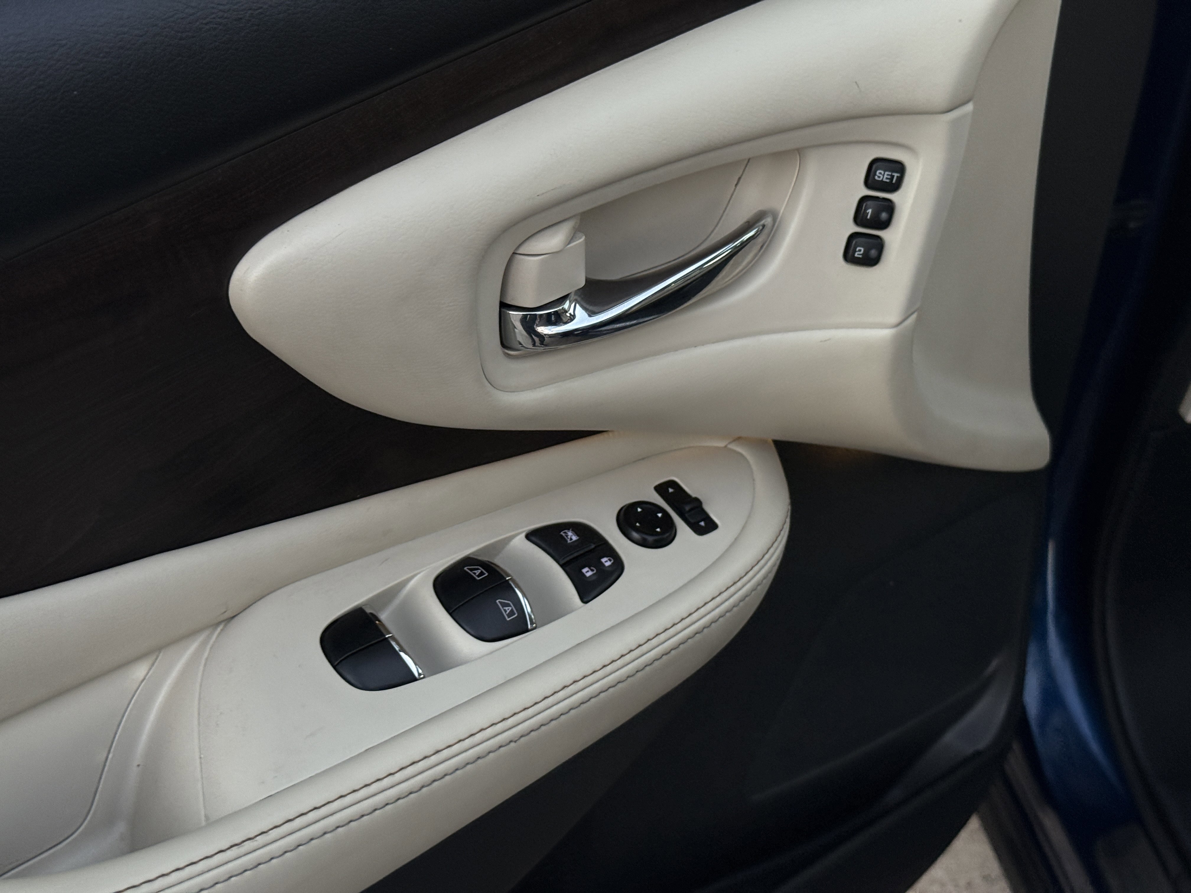 Used 2021 Nissan Murano Platinum w/ Cargo Package image 26