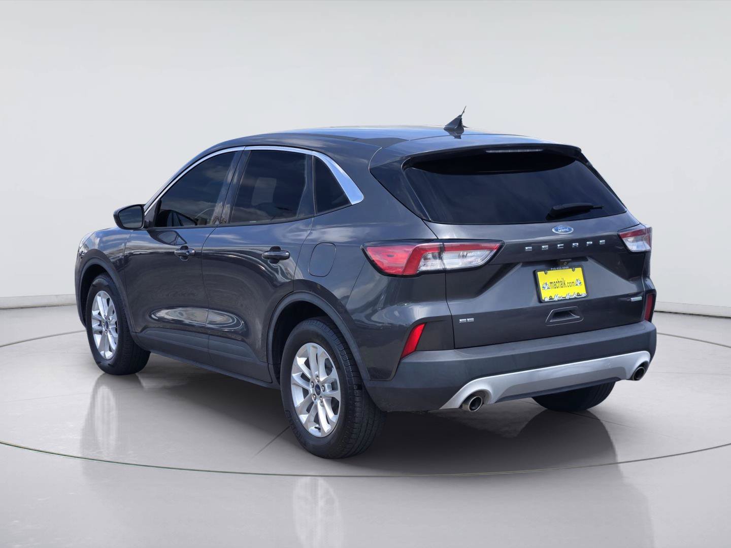 Used 2020 Ford Escape SE FWD image 6