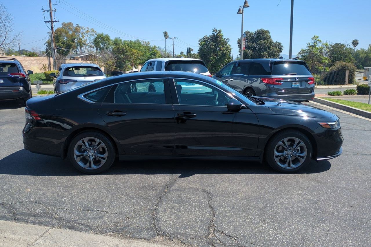 Certified 2023 Honda Accord EX image 5