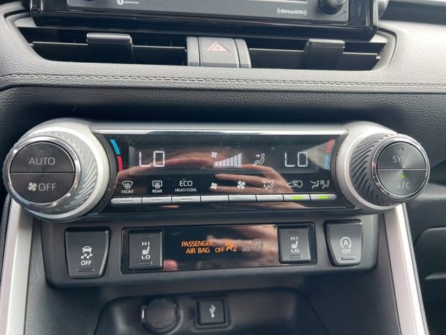 Used 2020 Toyota RAV4 XLE w/ Convenience Package image 20