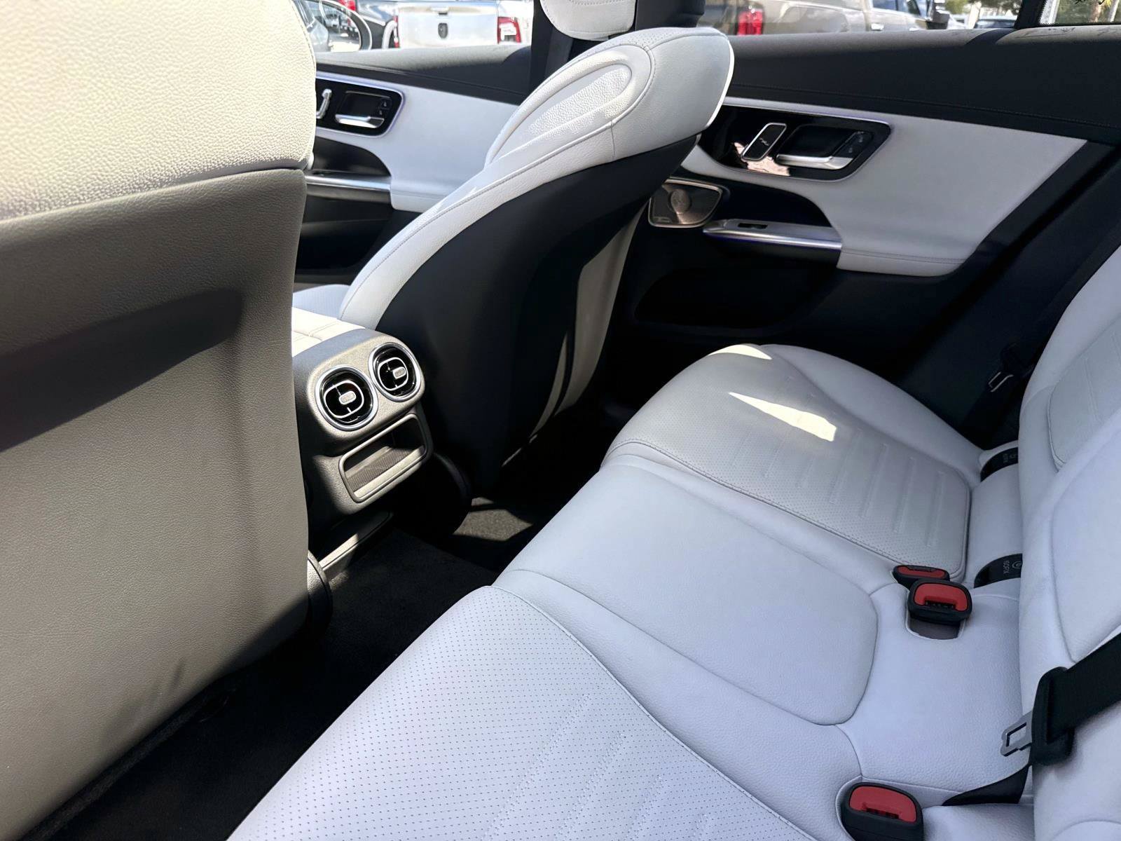 New 2027 Mercedes-Benz GLC 300 image 15
