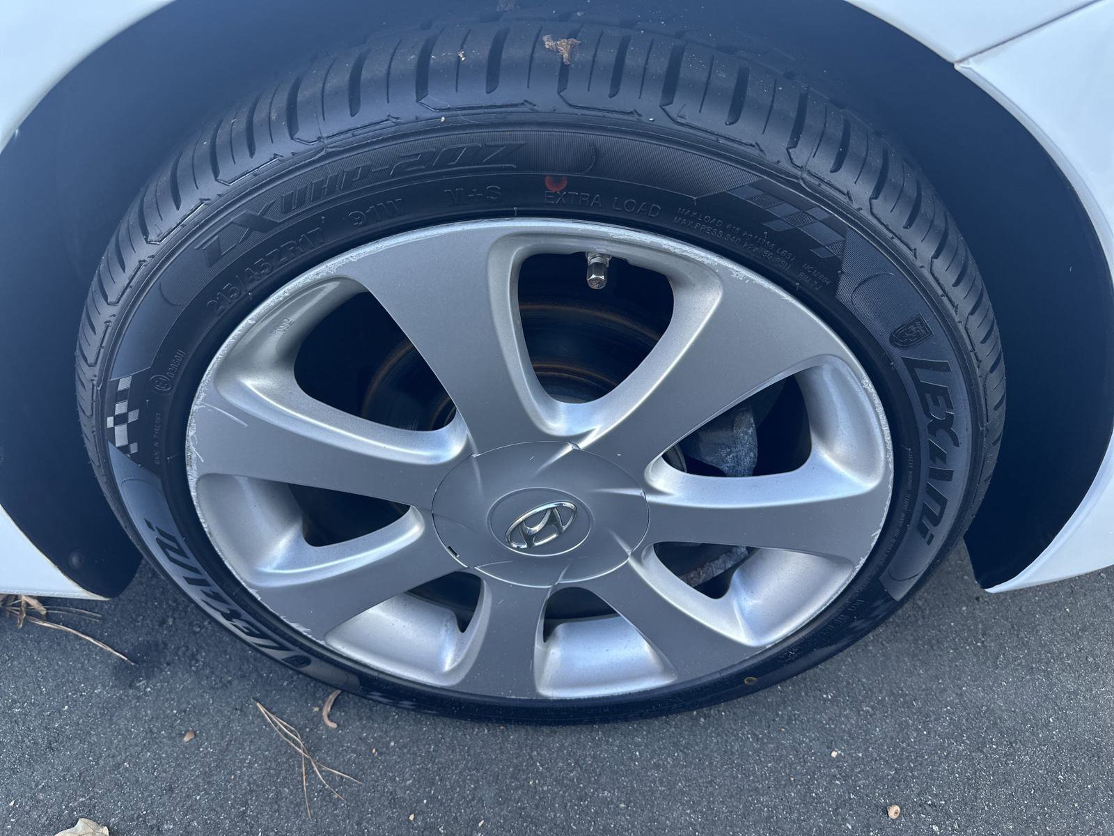 Used 2013 Hyundai Elantra Limited image 33