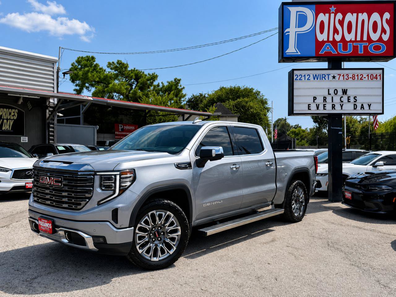 Used 2023 GMC Sierra 1500 Denali Ultimate AWD/4WD image 1