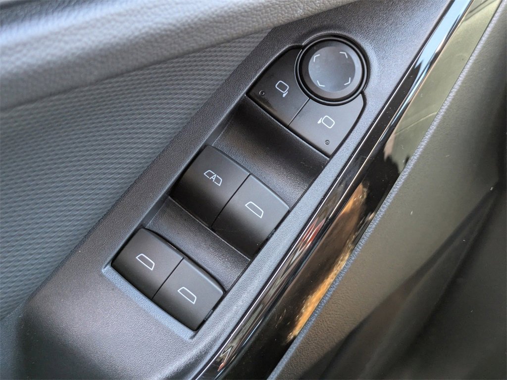 New 2026 Chevrolet Equinox LT image 22