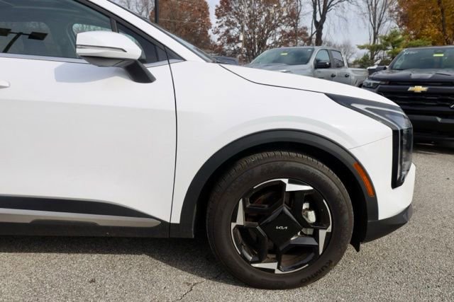 Certified 2026 Kia Sportage EX w/ EX Panorama Roof Package image 10