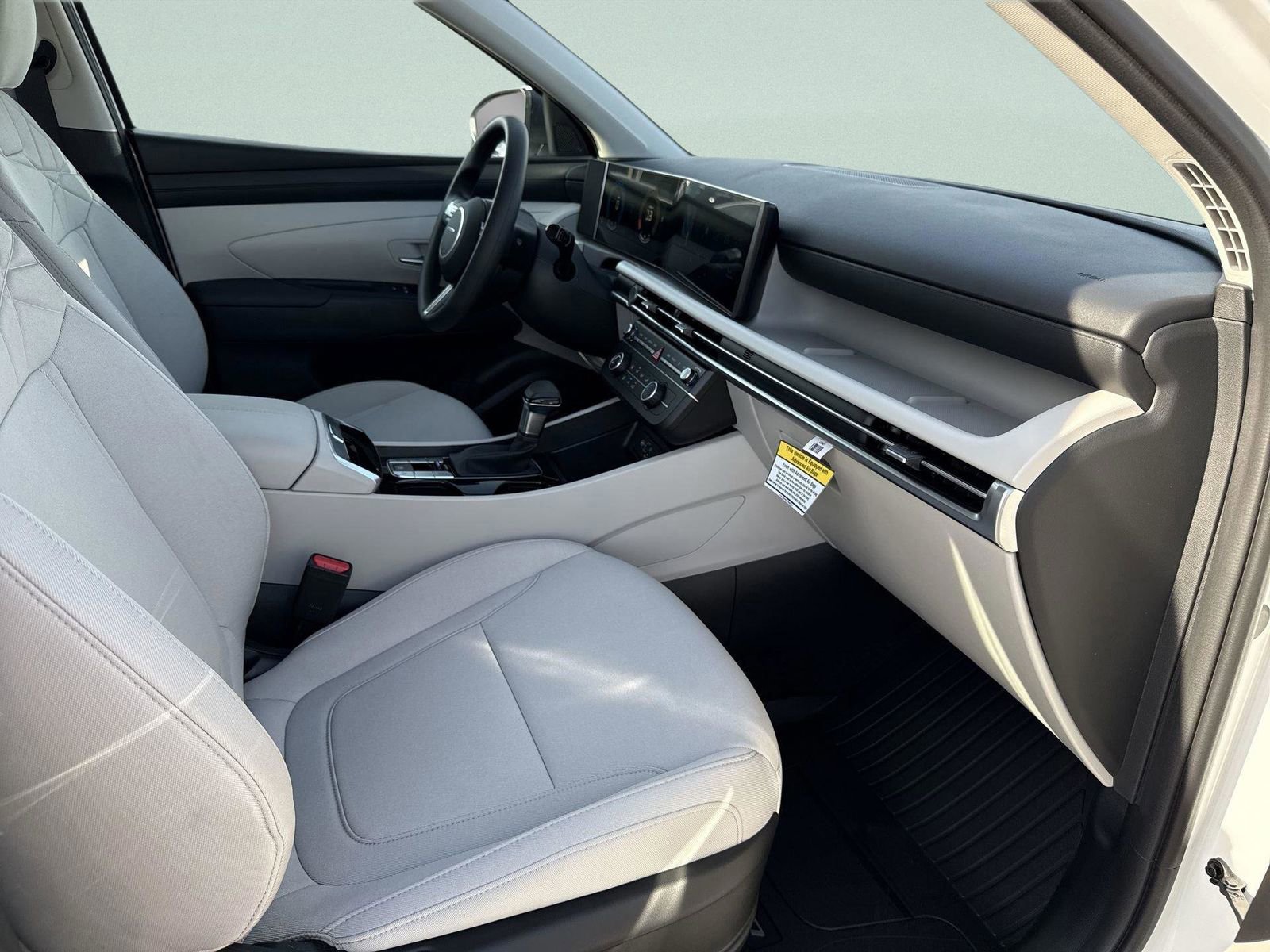 New 2026 Hyundai Tucson SE image 6